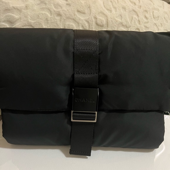 Fold up pouch 4 - Picture 2 of 6